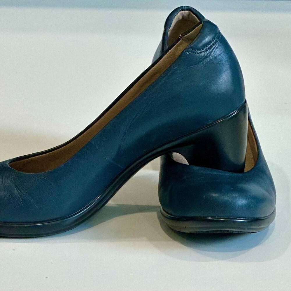 Women's Naturalizer shoes